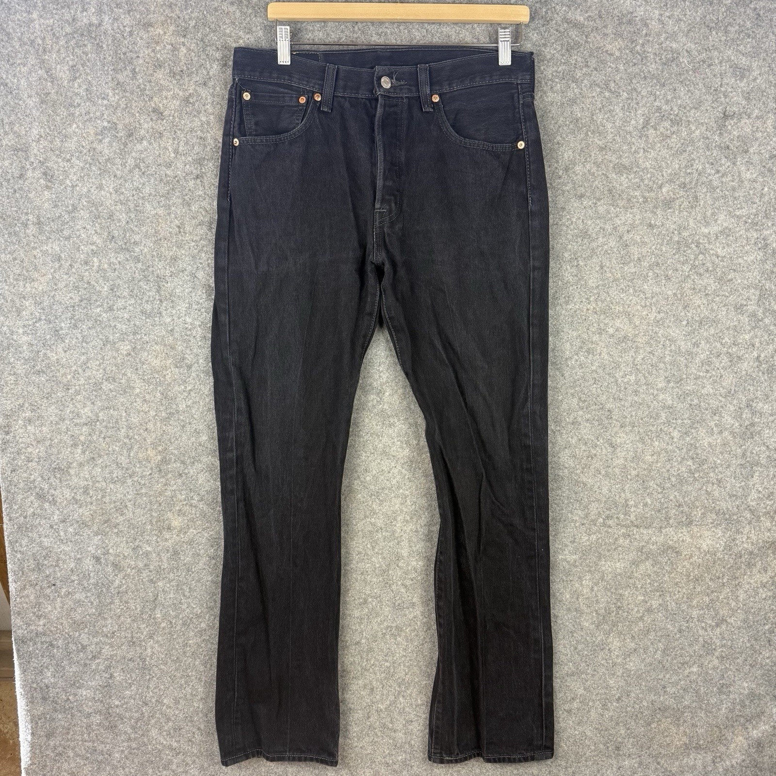 Levis 501 Jeans Mens 32x32 Black Straight Button Fly Denim Classic